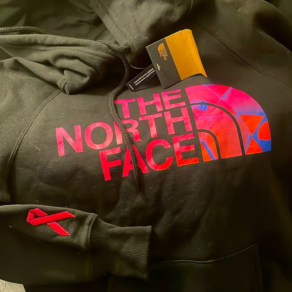 BNWT North Face Hoodie
